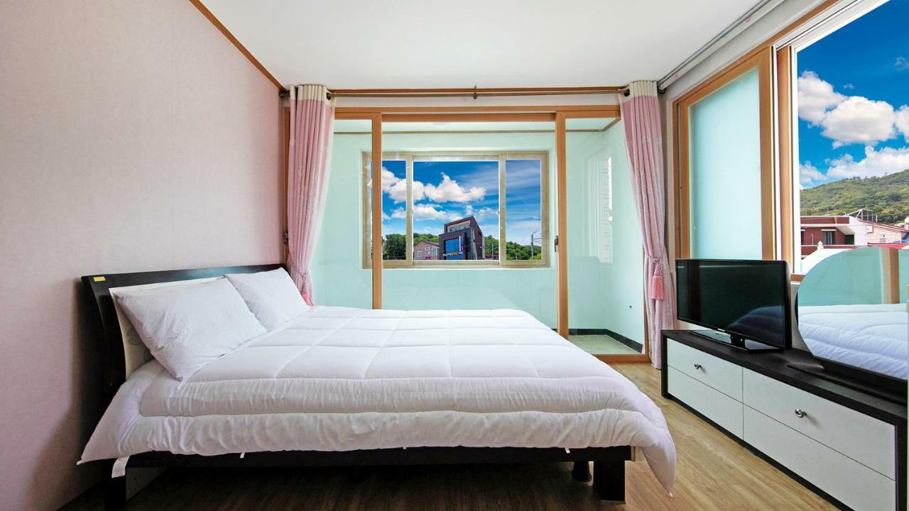 Samcheok Sol Beach Pension Dış mekan fotoğraf