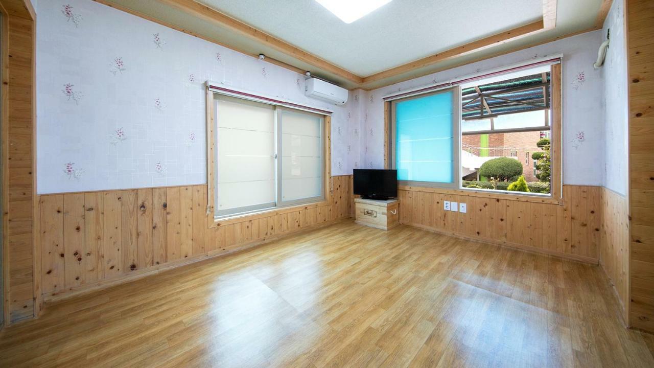 Samcheok Sol Beach Pension Dış mekan fotoğraf